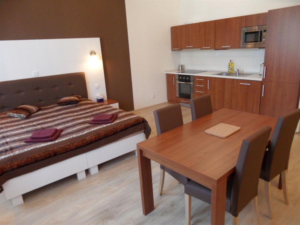 Apartments Verona KLV Exterior foto
